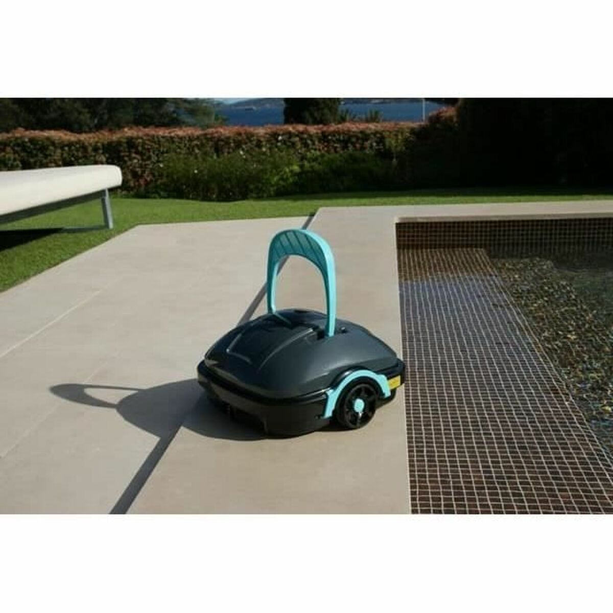 Robot aspirateur de piscine