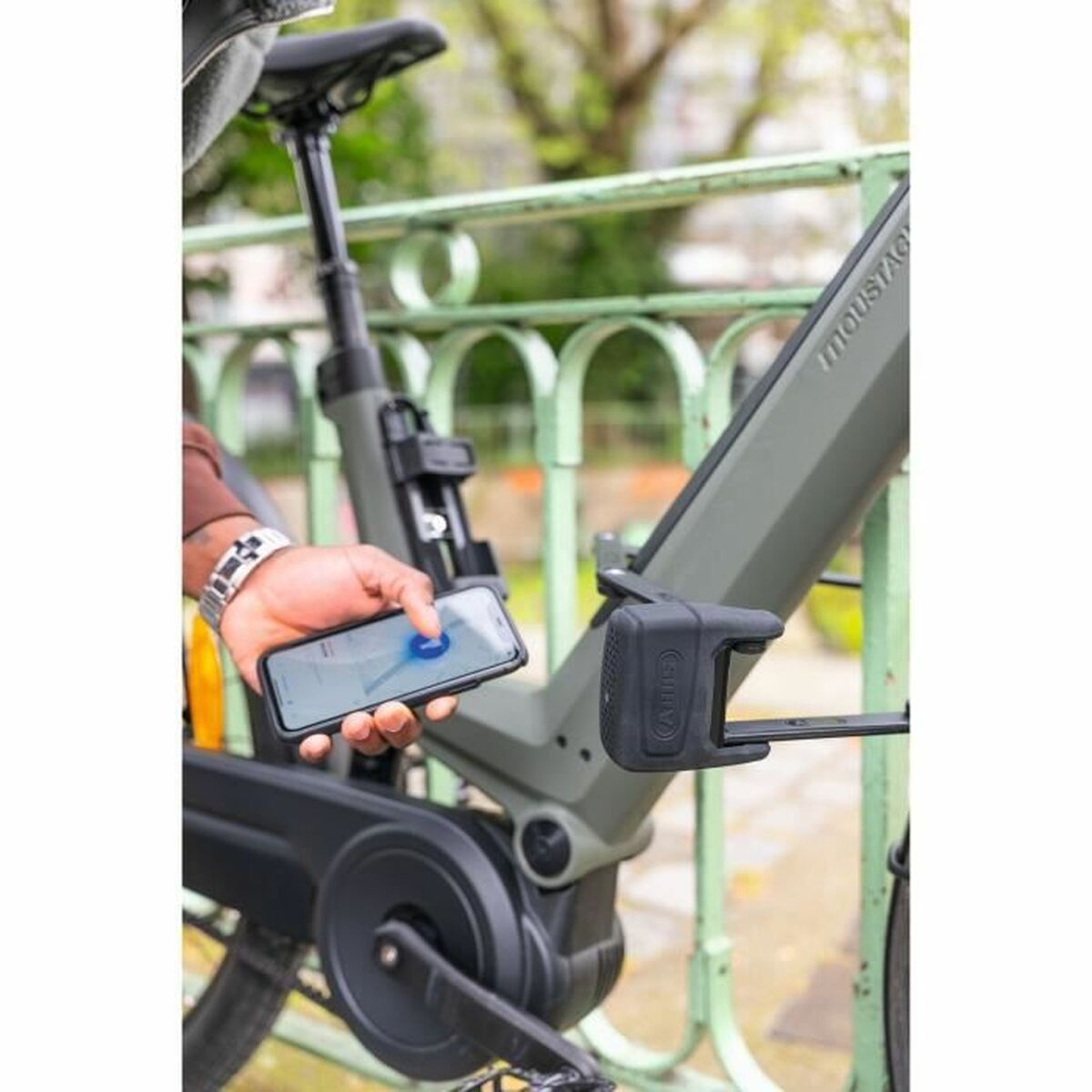 Cadenas antivol avec alarme ABUS