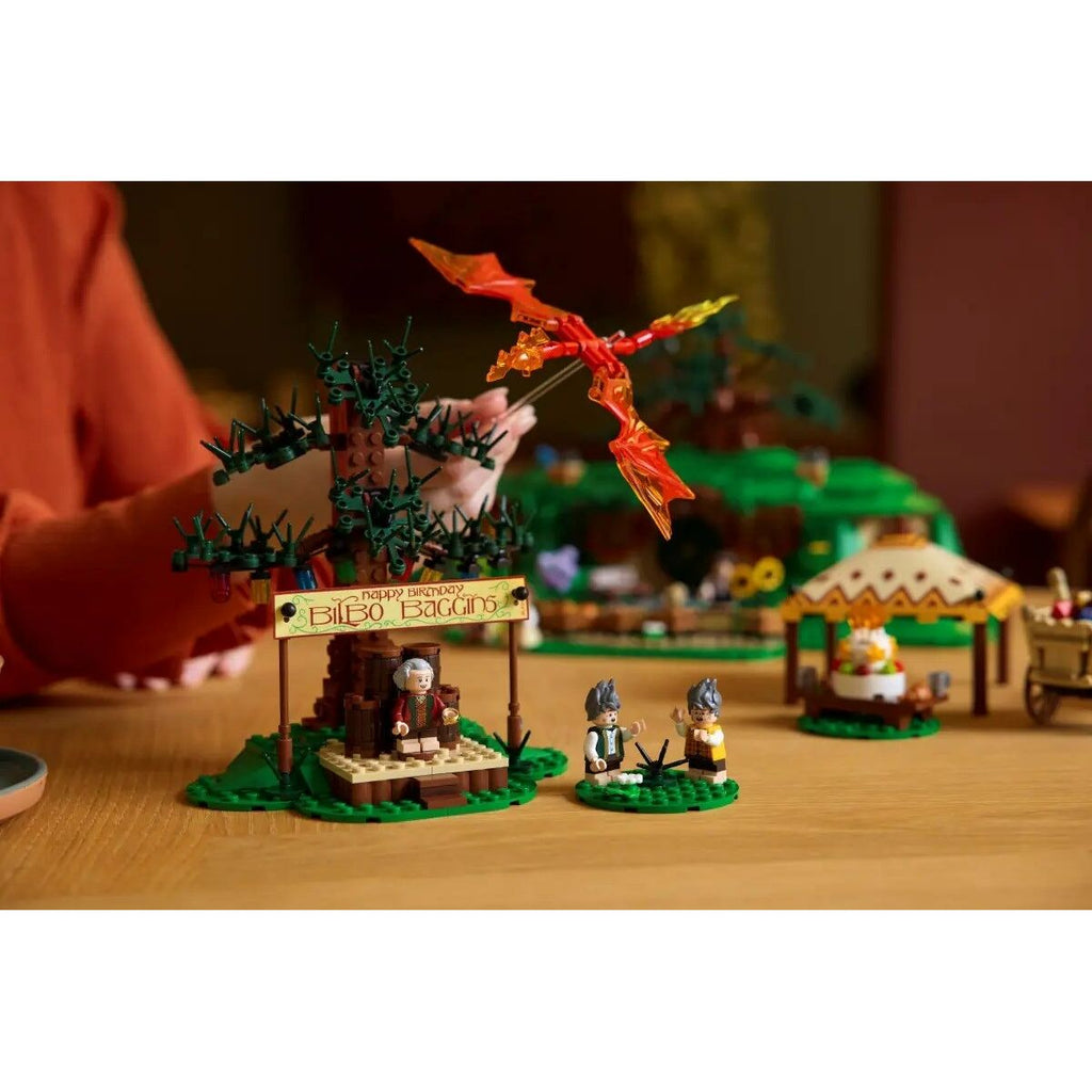 Set de construction Lego ICONS 10354 The Lord of the Rings: The Shire 2017 Pièces