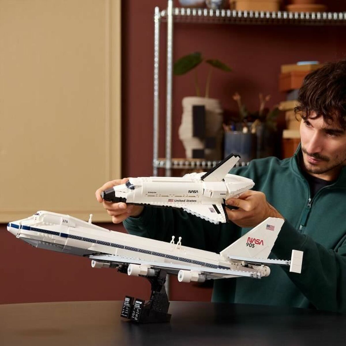 Set de construction Lego 10360 Shuttle Carrier Aircraft 2417 Pièces