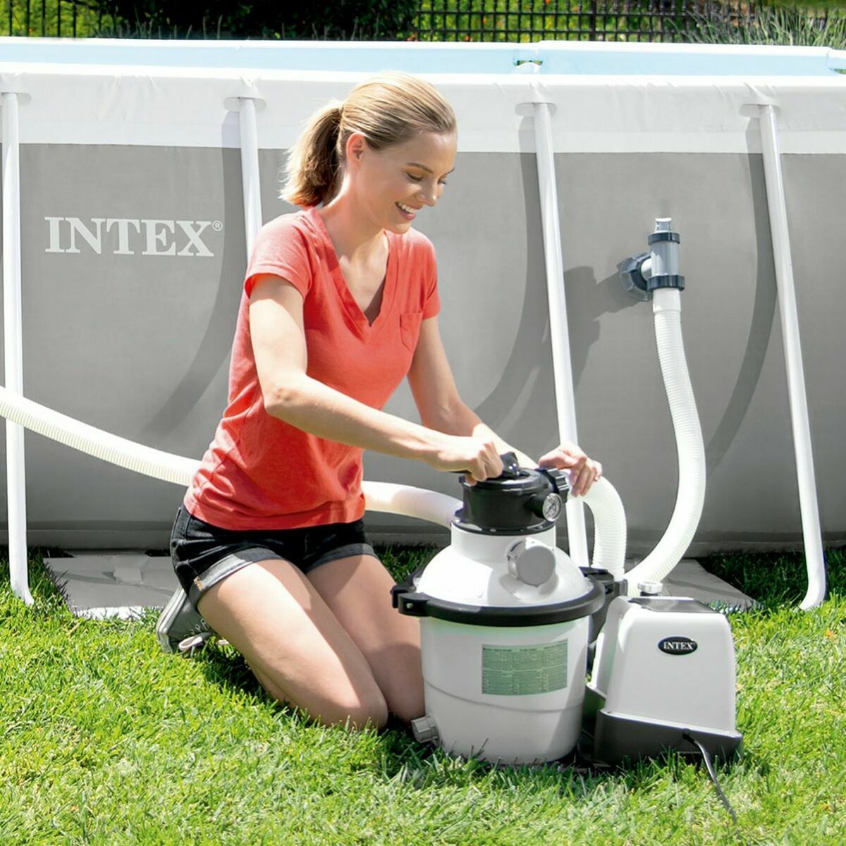 Pompe de piscine standard Intex